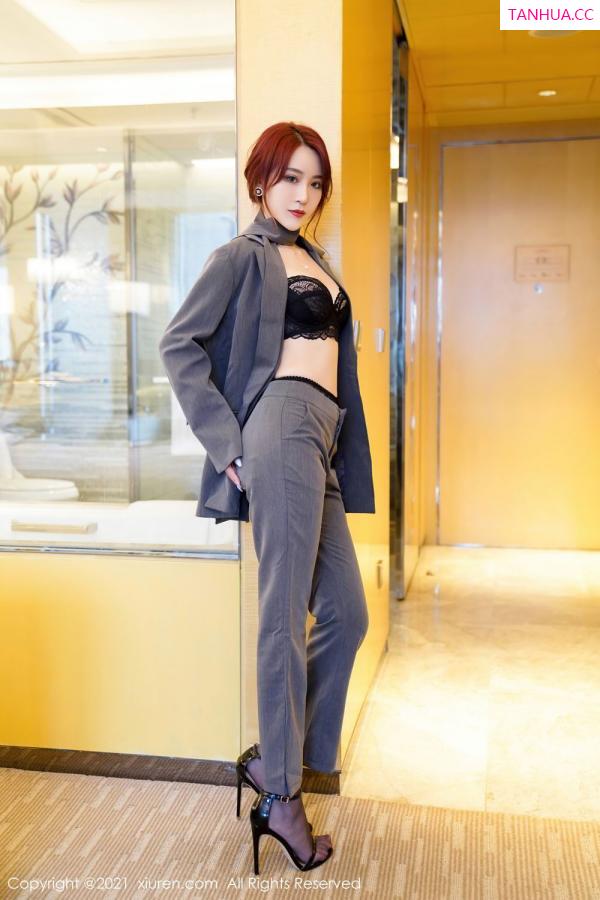 周慕汐  [XiuRen]高清写真图 2021.04.30 VOL.3368 周慕汐baby第14张图片